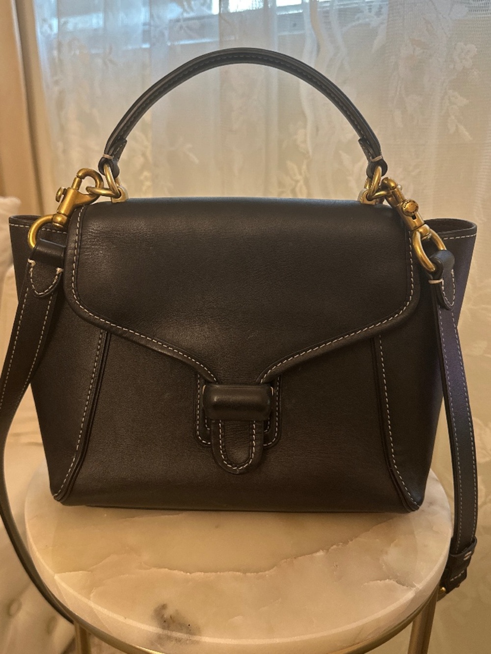 Coach Swagger Shoulder Bag (Style #878)